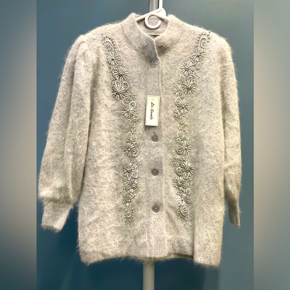 Lee Sands Rabbit Angora Hair Blend Cardigan Sweater Size: ONE Size With Pockets
